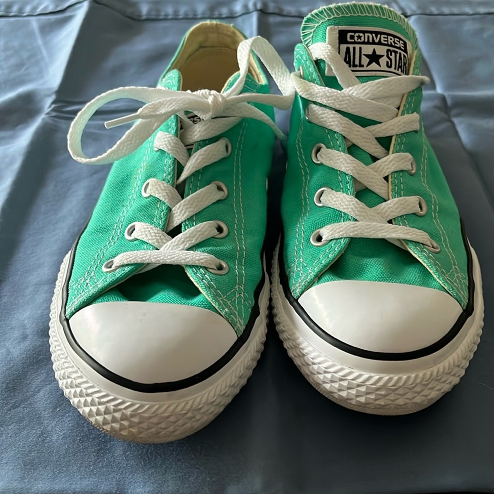 Converse all star low tops
